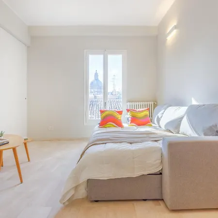 Views On Ghirlandina In The Heart Of Motorvalley Appartamento Modena